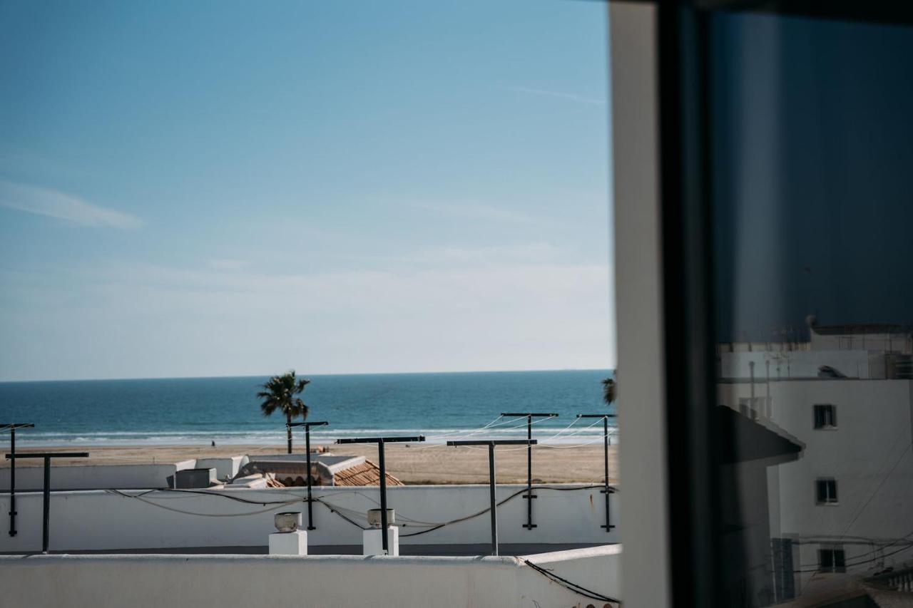 Hostal Brisas De Conil コニル・デ・ラ・フロンテラ エクステリア 写真