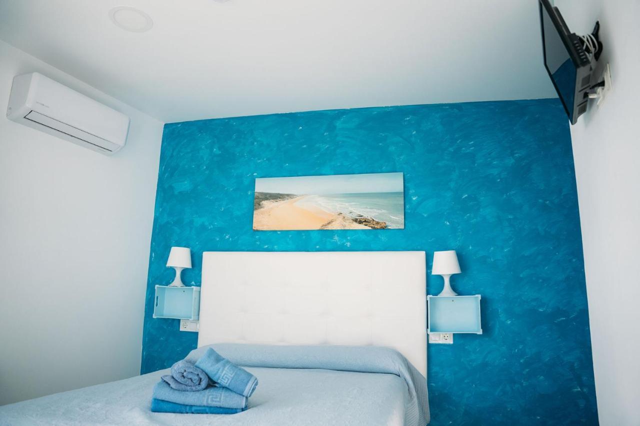 Hostal Brisas De Conil コニル・デ・ラ・フロンテラ エクステリア 写真