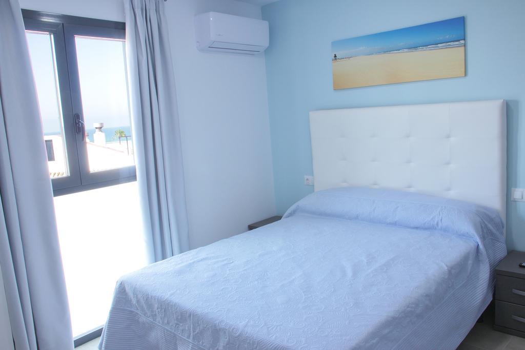 Hostal Brisas De Conil コニル・デ・ラ・フロンテラ エクステリア 写真