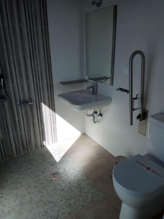Hostal Brisas De Conil コニル・デ・ラ・フロンテラ エクステリア 写真